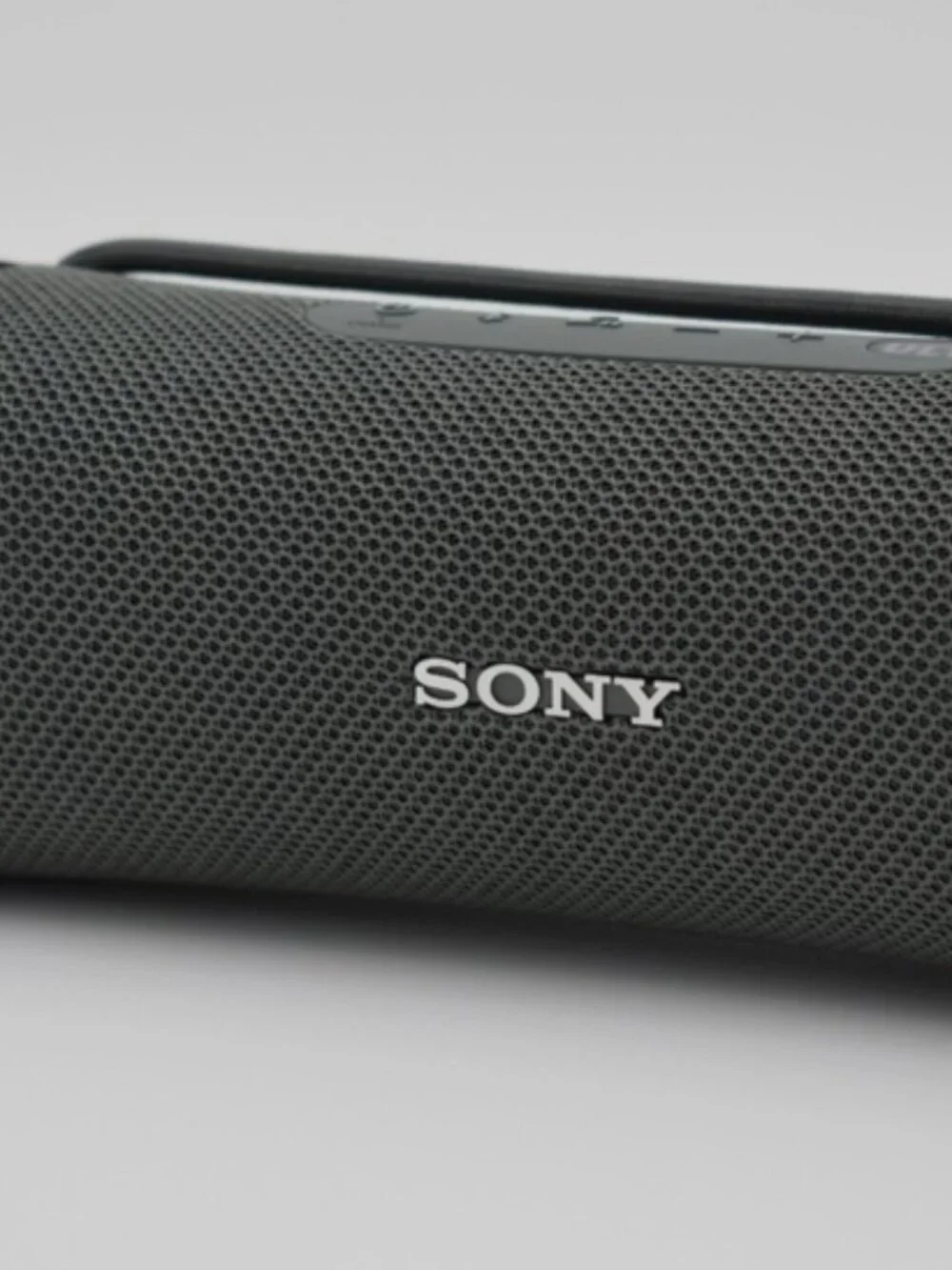 Sony Bluetooth Speaker Portable Personal Audio SRSULT10 Charcoal BASS Waterproof